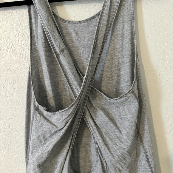 Lululemon Physically Fit Tank
Wee Stripe White Heathered Medium Grey​​ - Picture 8 of 9